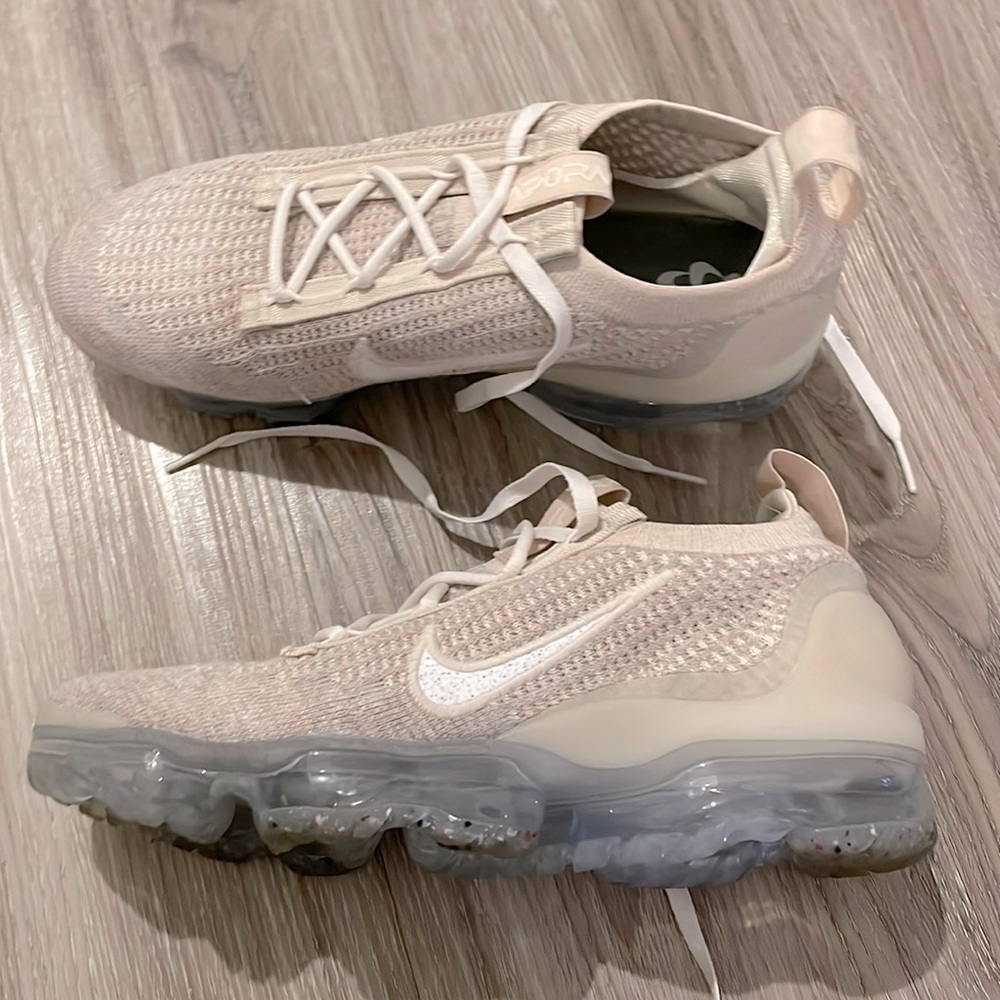 Nike Women’s Vapormax shoes